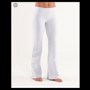 Lululemon Groove Pant size 6 tall
